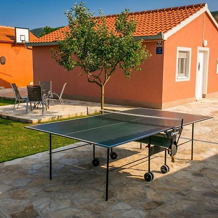 Vacation House Radosic Radosic  Exteriör bild