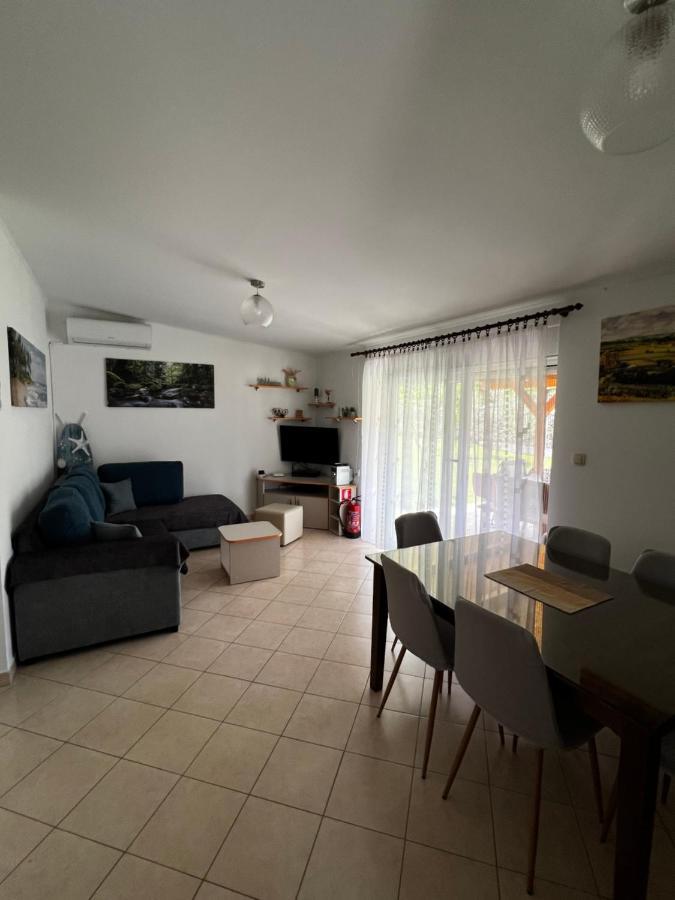 Vacation House Radosic Radosic  Exteriör bild